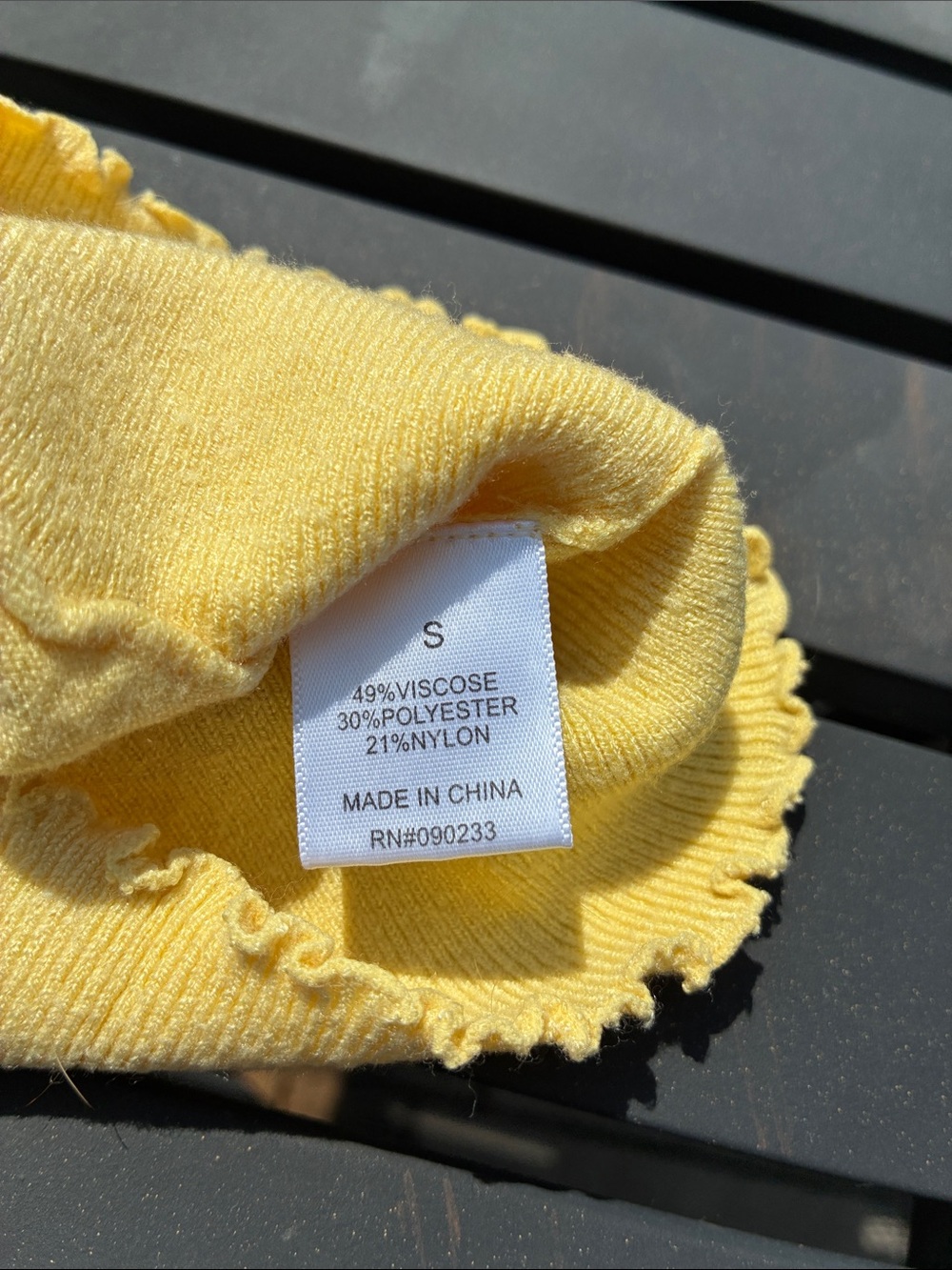 La Hearts Yellow Cropped Knit Lace-Trim Tank - Picture 3 of 4